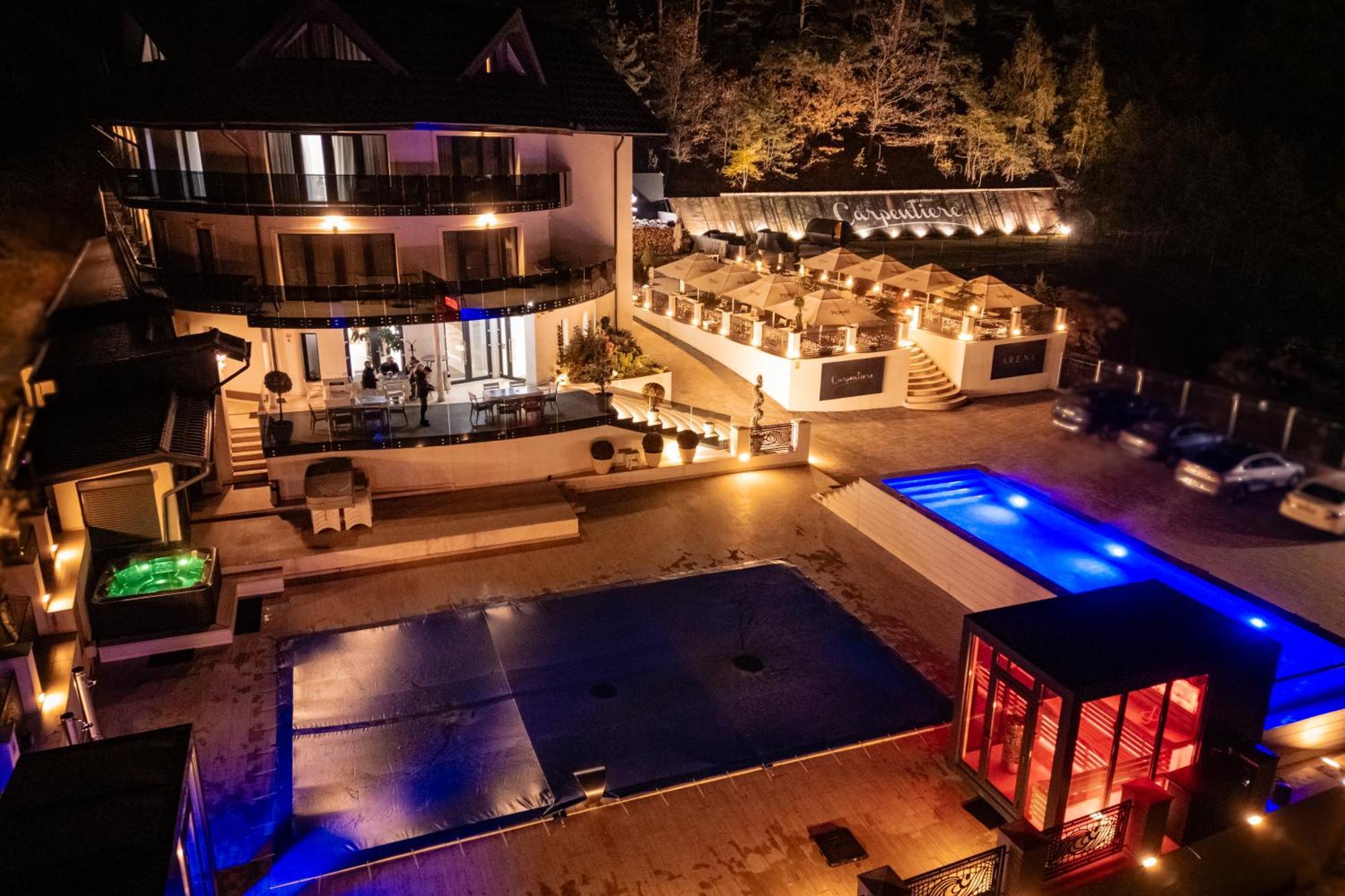 Carpentiere Arena Hotel Rasinari Exterior photo