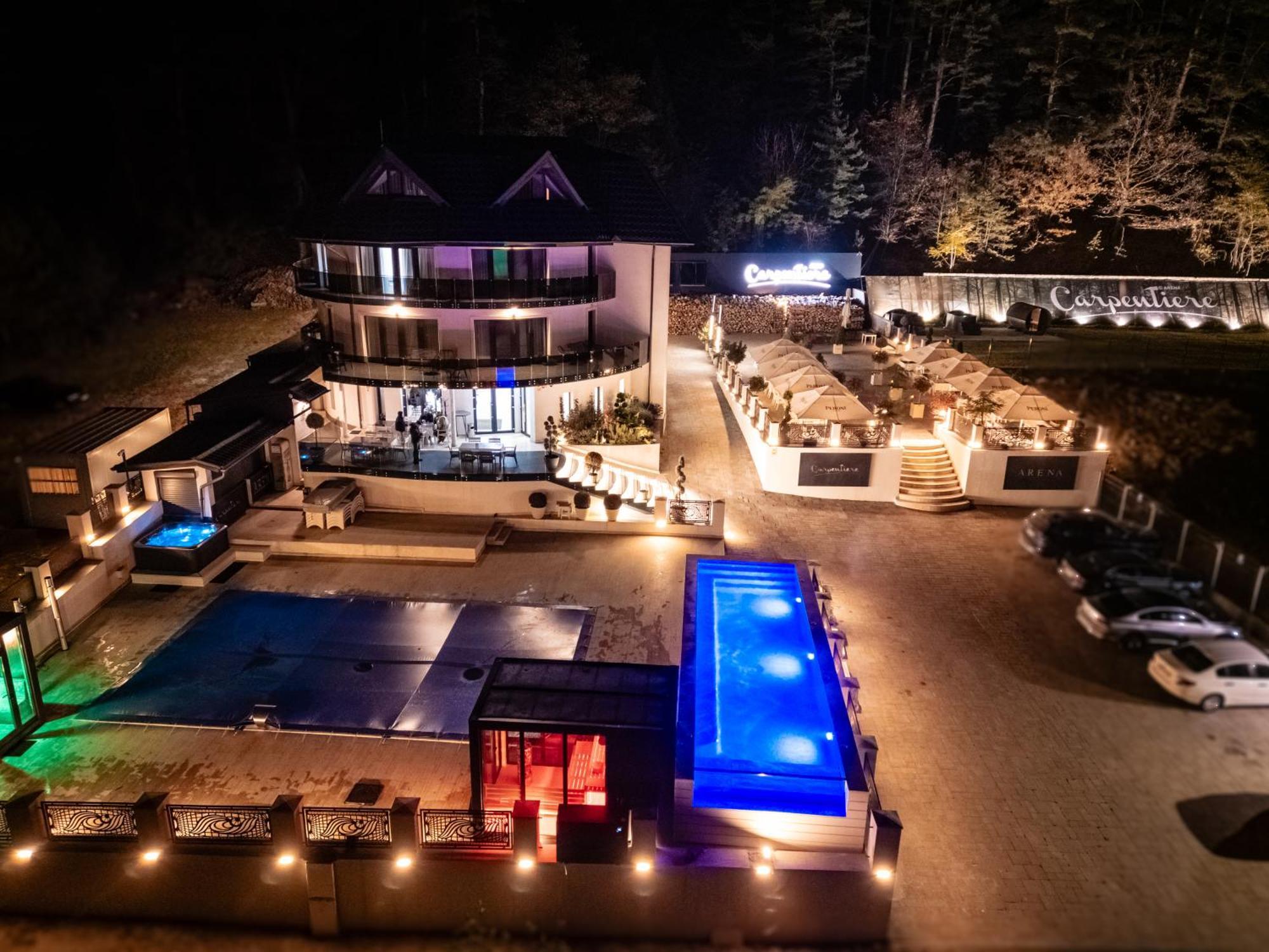 Carpentiere Arena Hotel Rasinari Exterior photo